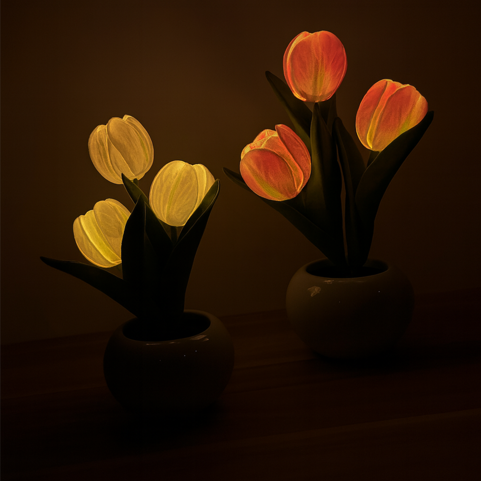 Invara CozyBloom - LED Tulip Night Light with Charging Cable
